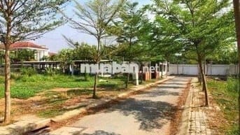 Lê Văn lương phước kiểng đường xe hơi