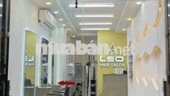 Chính chủ cho thuê nguyên căn quận 3 mặt tiền đường giá 20 triệu