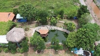 Nhà vườn đẹp như khu nghỉ dưỡng - Gần đường Vườn Thơm