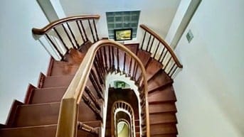 Phố Xuân Thuỷ - Cầu Giấy – 218 M2 – 4 Tầng -MT 14 M – Giá 38.3 Tỷ. 