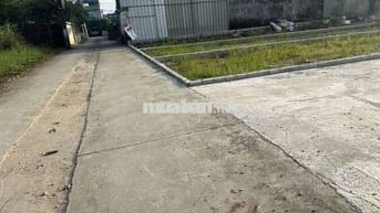 hơn 2 tỷ Đất Quang Minh chính chủ , 50.8m2