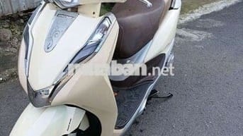 Can ban xe laed nhu hinh hoac giao luu xe khac