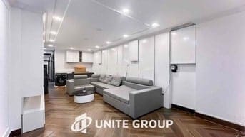 Phòng Khách RỘNG CHÀ BÁ - Một phòng ngủ tách bếp BAN CÔNG