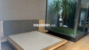 Cho thuê nguyên căn 4 tầng mặt tiền Lê Văn Hiến