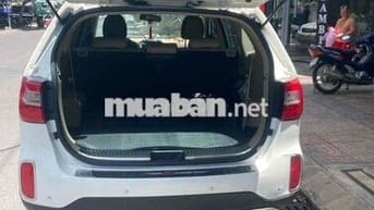 Kia Sorento Trắng 7 chỗ