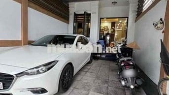 NHÀ CẤP 4 FULL THỔ MÁI NGÓI ĐẸP SỊN GIÁ RẺ. SAU ĐỀN THỜ PHẠM HÙNG.