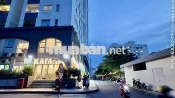 Cần bán lại Căn hộ 3PN, Nội thất đâỳ đủ chỉ cần vào ở. LH Xem nhà.