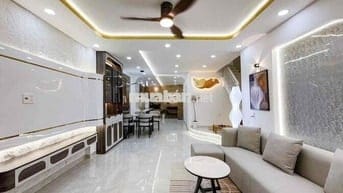 Bán Nhà Lê Văn Sỹ Q3, 65m2(4x16) 5 Tầng, 5PN 5WC Full NT, HXH, Giá Mềm