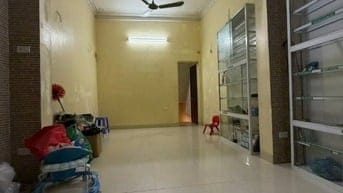 Cho thuê nhà mặt đường 136 Trần Khát Chân, tầng 1, 2, sử dụng 90m2