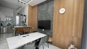 CHO THUÊ NHÀ MỚI XÂY HẺM 8M ĐỐI DIỆN TRƯỜNG PTTH DƯƠNG VĂN THÌ