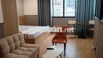 Cần cho thuê phòng dài hạn ở Thái Văn Lung, Quận 1