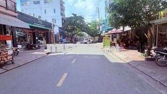 Phòng sẳn máy lạnh,toliet riêng,thích hợp nvvp