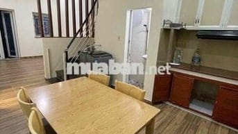 CHO THUÊ NHÀ ĐẸP RỘNG FULL NỘI THẤT NGAY PV ĐỒNG