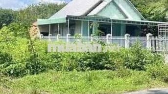 Lô đất 281m2 mt đường huyện lớn đang bán giá 412tr