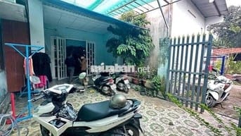 Bán nhà cấp 4 ( sổ riêng thổ cư , có hoàn công 85m2 ) gần chợ Tân Vạn