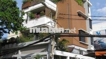 Sắp về Việt Nam công tác nên cần bán gấp nhà 2 mặt tiền