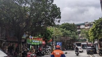 Cho thuê mặt phố Tạ Quang Bửu 85m², MT 4.8m trung tâm, đông dân