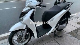 Honda SH 150 2015 mới 90% Bstp chính chủ