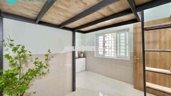 Phòng gác lửng Cửa sổ trời ngay Công Viên Làng Hoa