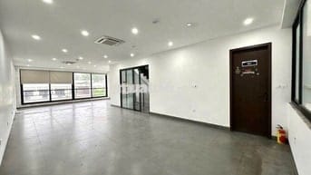 Trần Nhân Tông sàn 100m2, 25tr, mặt tiền rộng, đường 3 ô tô tránh nhau