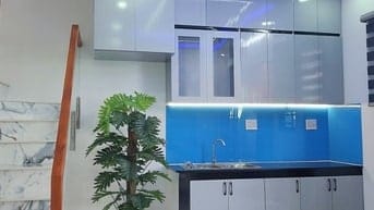 Nhà Q12 đúc 1 trệt 1lầu 2 phòng ngủ 