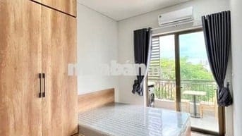 TRỐNG SẴN PHÒNG FULL NỘI THẤT BAN CÔNG RỘNG NGAY FPT