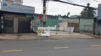 Bán xưởng DT 12x55 mặt tiền Phan Văn Hớn, gần ngã 3 Nguyễn Thị Thử HM