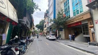 Cho thuê mặt phố Trần Quốc Toản 80m², MT 6m Giá chỉ 30 tr nhận ngay