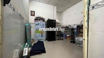 🔴Phòng giá rẻ ngay Phạm Văn Đồng - Cách ĐH IUH chỉ 2 phút