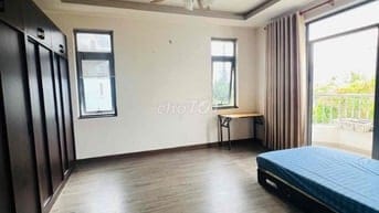 CHO THUÊ CĂN HỘ 30m² – BAN CÔNG THOÁNG MÁT – TÁCH BẾP RIÊNG