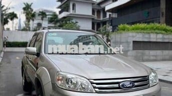 Ford Escape 2009 XLT 2.3L 4x2 AT - 30000 km