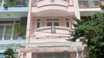 Chính chủ bán nhà 590/E8 Cách mạng tháng 8. 