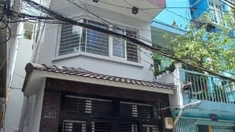 NHÀ CHO THUÊ 3,3x11, hẻm xe hơi, 223/11 Nguyễn Tiểu La, Diên Hồng, Q10