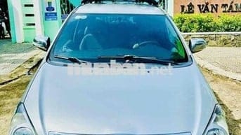 Toyota Innova tự động