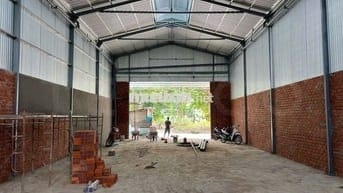 Kho xưởng bãi 225m² kho xây dựng 180m² trong KDC Ngân Thuận