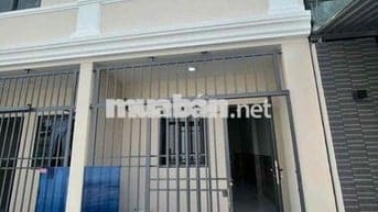 Nhà 2 phòng 2 máy lạnh hẻm CMT8