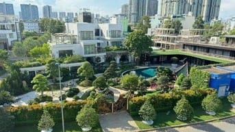 Cần bán nền biệt thự KDC Huy Hoàng dt 286m2 giá 194tr/m2