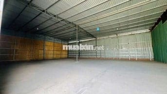 KHO 200M2 ĐƯỜNG CONTAINER NGAY ĐẦM SEN