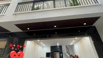 Bán nhà Ngọc Lâm 35m2 x 6 tầng Thang máy Full Nội Thất .Giá 12,6 Tỷ