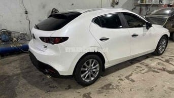 Mazda 3 2019 Sport 1.5L Luxury - 60000 km