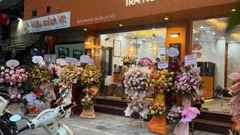 CHO THUÊ MẶT BẰNG KINH DOANH MẶT PHỐ số 28 Vạn Phúc, 160m2, MT 8m