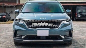 Kia Carnival Signature máy dầu bản full sx22 1 chủ
