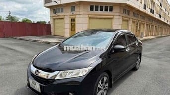 Honda City 2015 model 2016 1.5 CVT - 118000 km