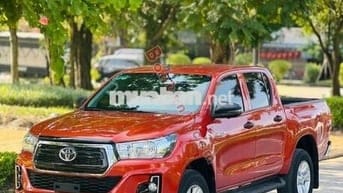 Toyota Hilux 2.4E 4x2 AT 2019 - 550 Triệu