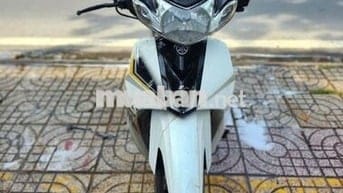 Yamaha Sirius Trắng đen đã sử dụng