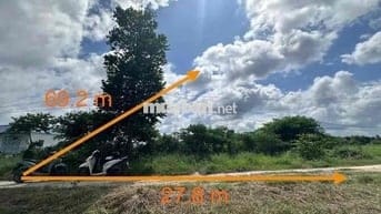 Bán đất tại Tân Mỹ, Đức Hòa, Long An. DT: 2.226 m2, Giá cực rẻ!