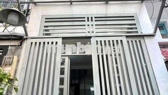 CHÍNH CHỦ CHO THUÊ NHÀ NGUYÊN CĂN QUẬN 4- NHÀ MỚI - 3 PHÒNG NGỦ 2 WC