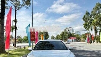 CAMRY 2.5Q 2021 FORM MỚI CÓ RADA