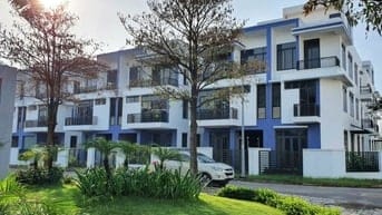 Bán đất trung tâm Quận 9 đường Lã Xuân Oai - Sát Vinhome -Giá 30tr/m2