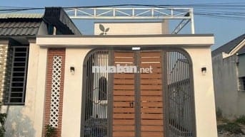 Chủ Nợ Ngoài Bán Nhà Cấp 4 Gần Chợ Cầu Xáng Bình Chánh !